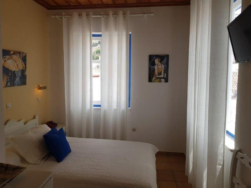 Single Room image 1