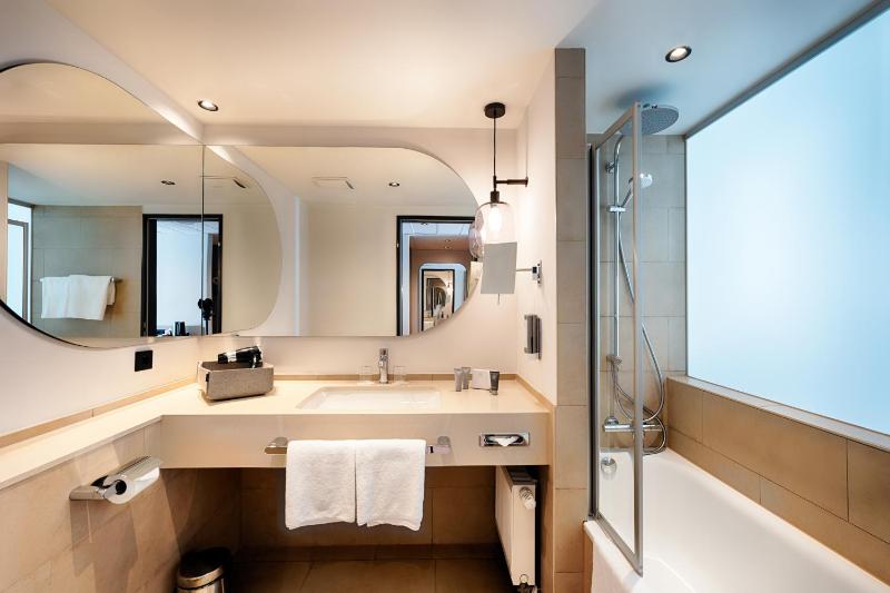 Junior Suite image 2