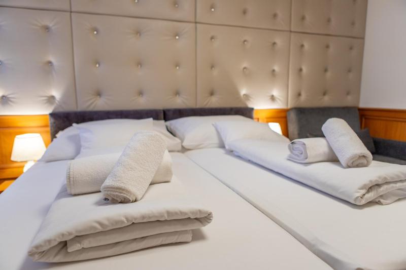 Double or Twin Room image 1