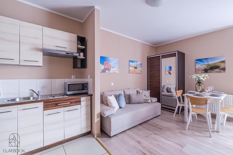 Standard Double Room image 3