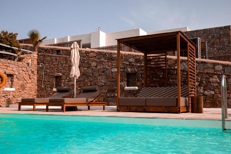 Villa Enorasis - 3 Bedroom Villa with Private Pool image 1