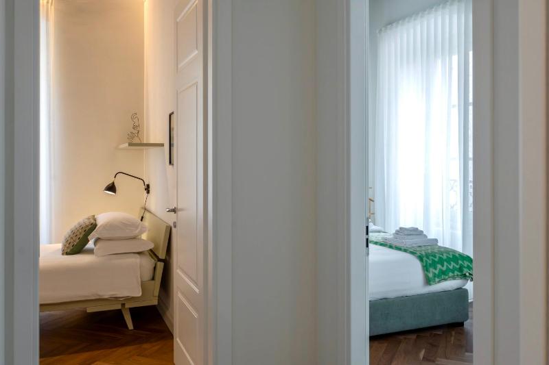 Casa Romano Luxury Green Apartments - image 4