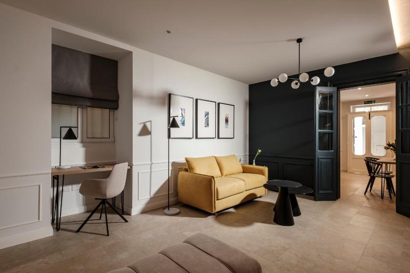 Premium Suite image 1