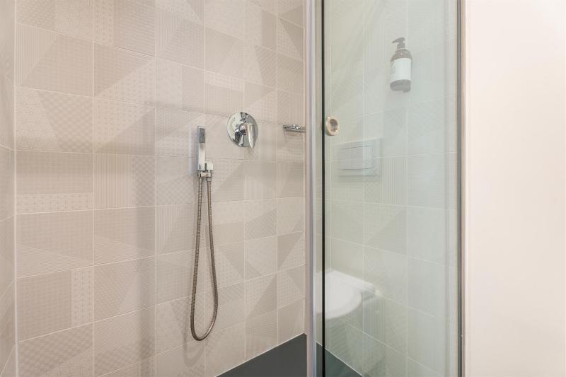Single Room with Balcony image 2