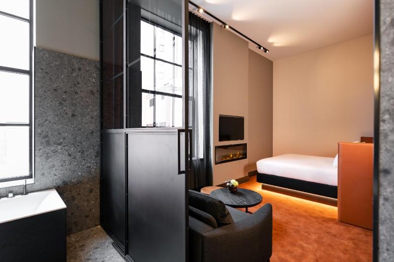 Large Loft image 1