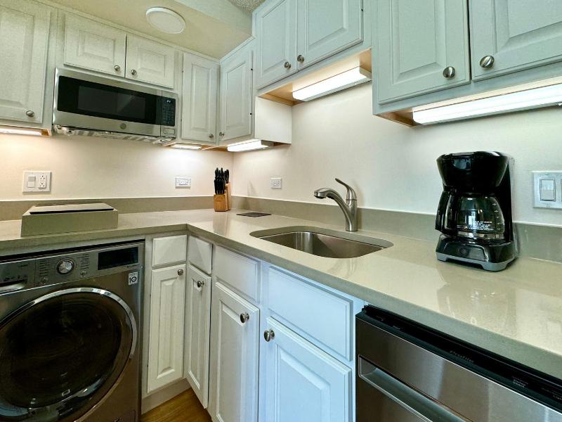 One Bedroom Suite (Accessible) image 3