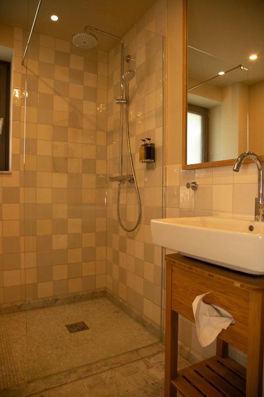Junior Suite with Balcony image 2