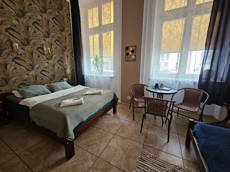Deluxe Triple Room image 4