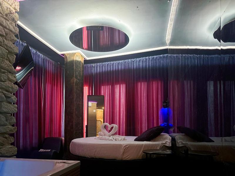 Utopía Alicante - Hotel Boutique para adultos - image 3