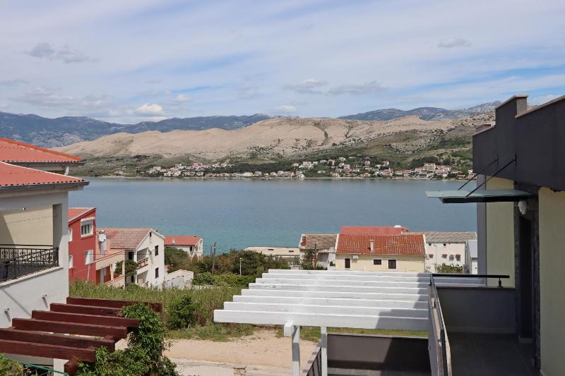 Two-Bedroom Apartment with Terrace and Sea View image 2