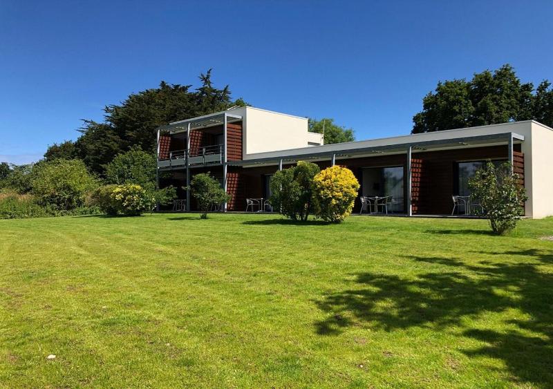 Double Room with Terrace image 3