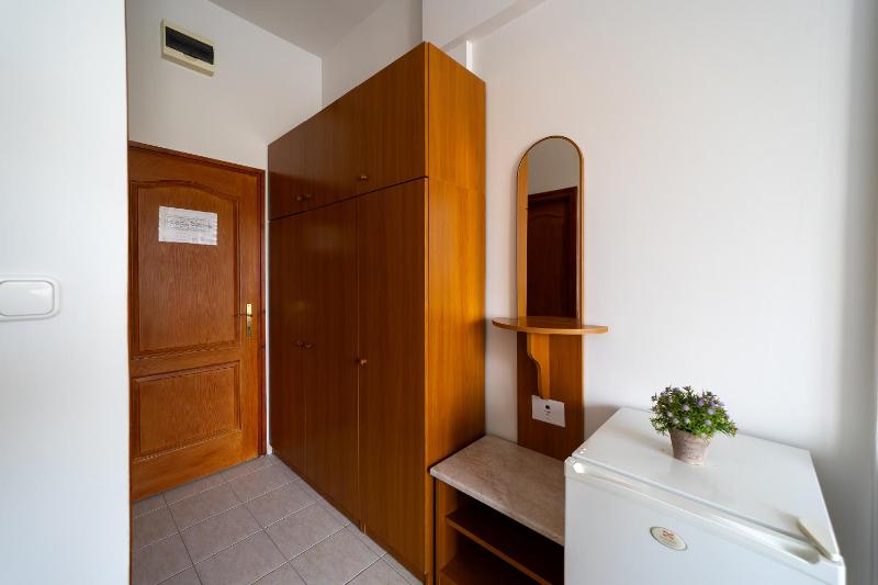 Double or Twin Room image 2