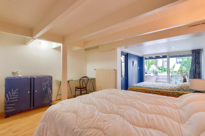 400m de la plage - maison avec jardin - image 17