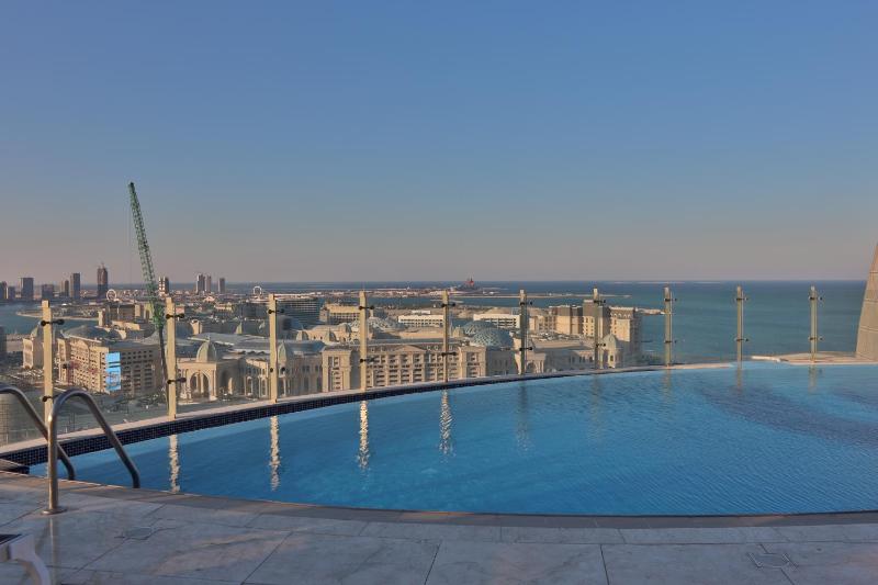 J 22 Residence - image 8