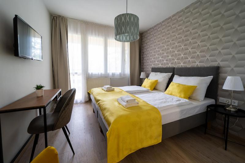 Double or Twin Room with Bathroom image 1