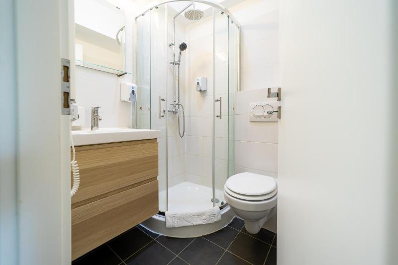 Double or Twin Room with Bathroom image 4