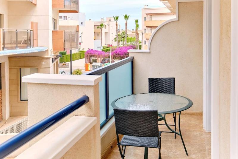 Social Haven Cabo Roig - image 13