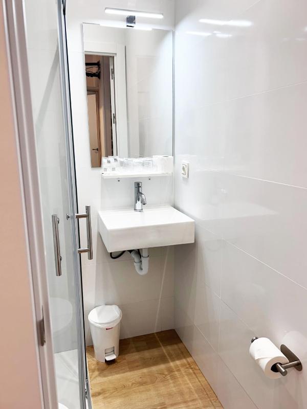 Single Room with Balcony image 1