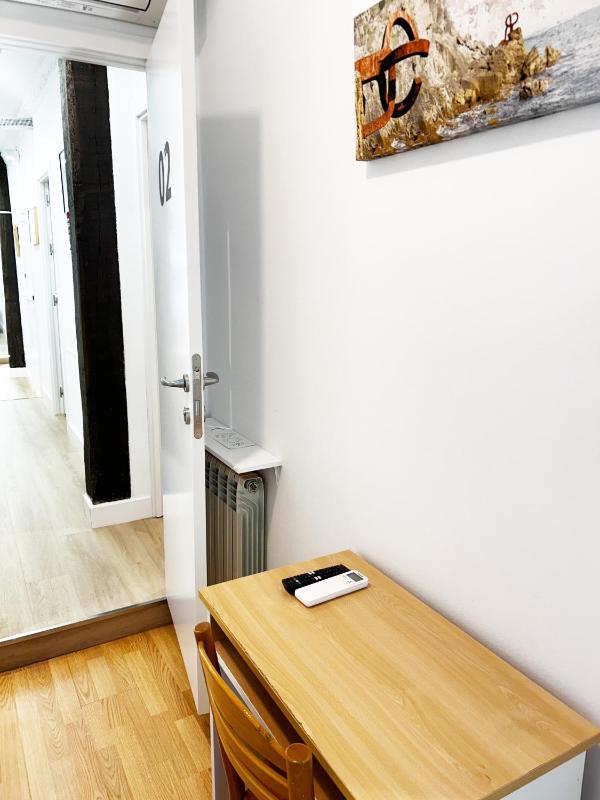 Single Room with Balcony image 3