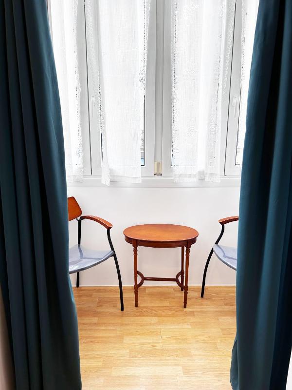 Single Room image 2