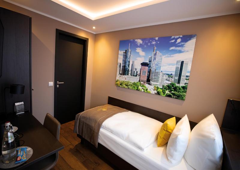 Skyline Hotel City Frankfurt - image 14