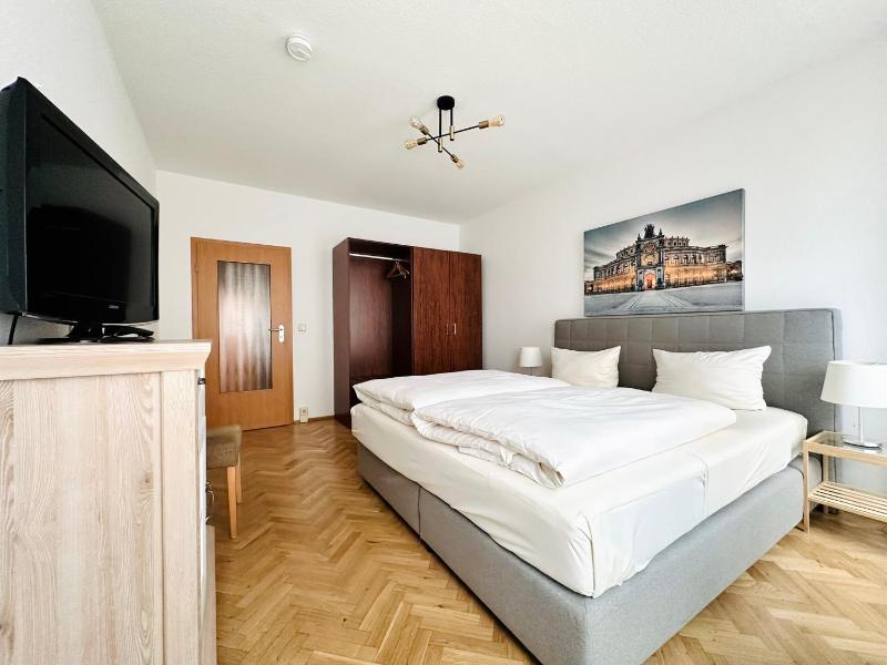 Familienapartment Münzgasse mit Blick zur Frauenkirche - image 5