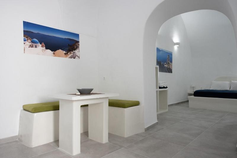  Traditional Double room without view image 4