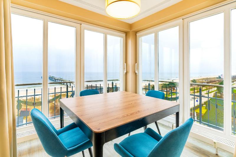 Two-Bedroom Apartment with Sea View image 1