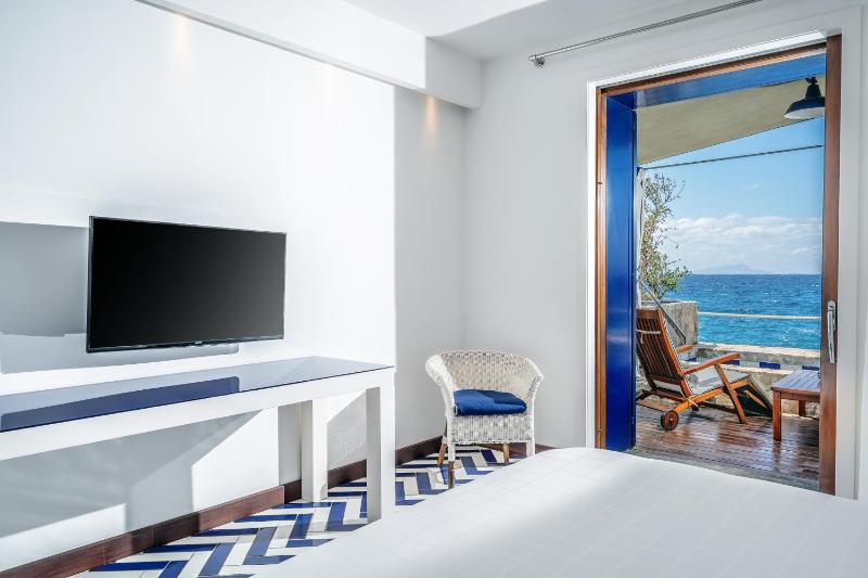 Paradise Room with Private Pool image 4