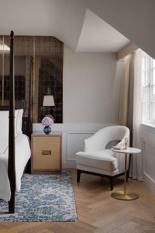 Junior Suite image 1