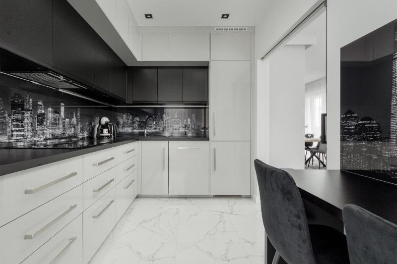 Luksusowy Apartament z 3 Sypialniami Klimatyzacją Parkingiem i Biurkiem we Wrocławiu by Renters Prestige - image 31
