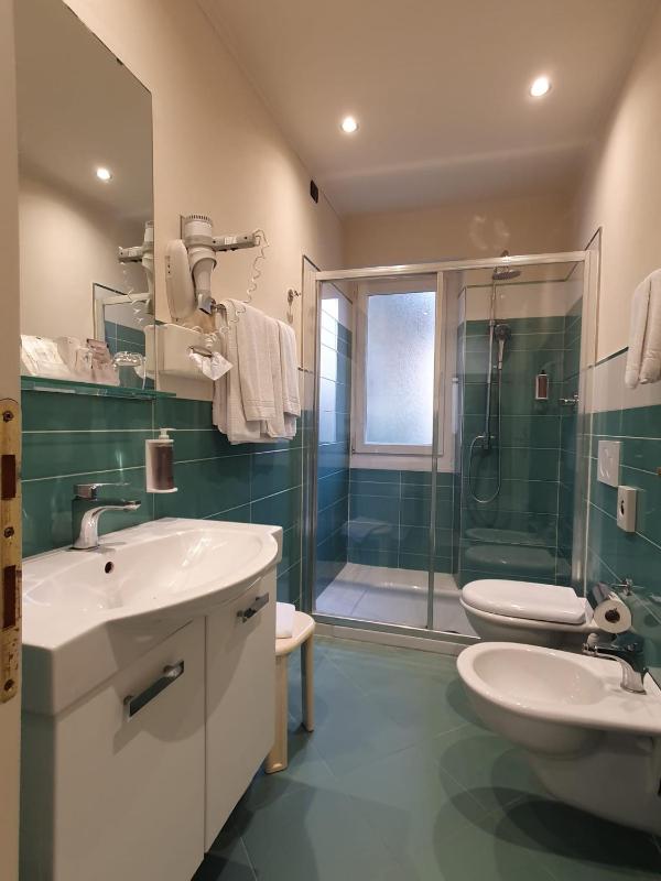 Double or Twin Room with Balcony image 3