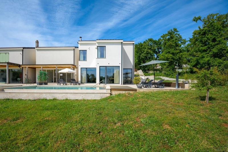 Villa Sunset - with private pool squash coart and table tennis - image 32