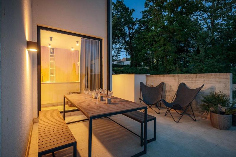 Villa Sunset - with private pool squash coart and table tennis - image 19
