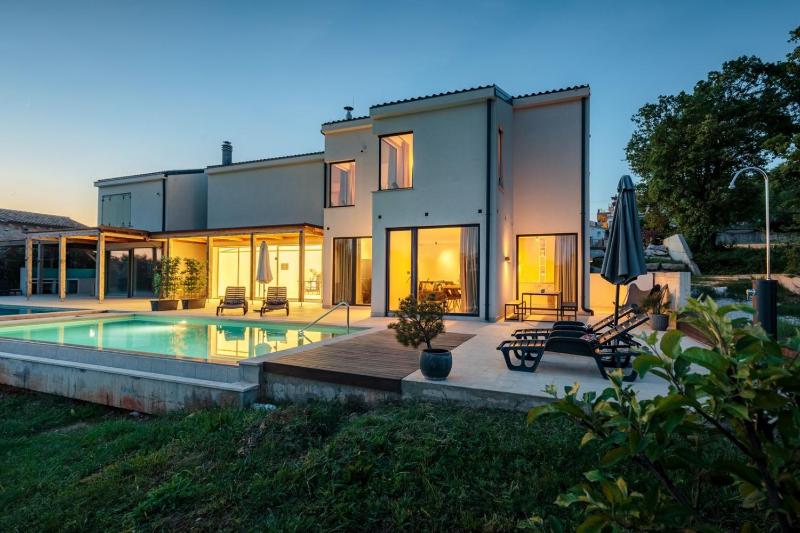 Villa Sunset - with private pool squash coart and table tennis - image 43