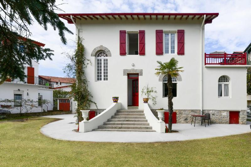 Deluxe Double Room image 4