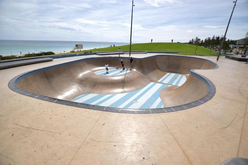 Sea Breeze Apartment - Direct Ocean Views - Top Floor - image 15