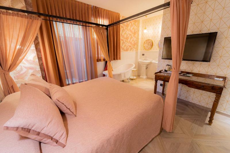 Junior Suite image 2