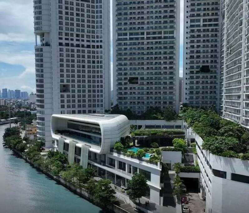 Aveline Suites Luna1 BRBalcony @Acqua Private Re - image 1