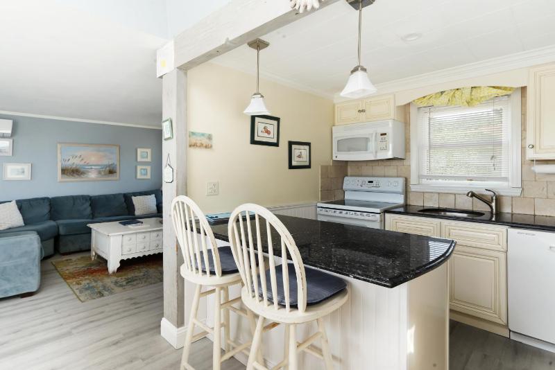 Two-Bedroom Cottage image 4