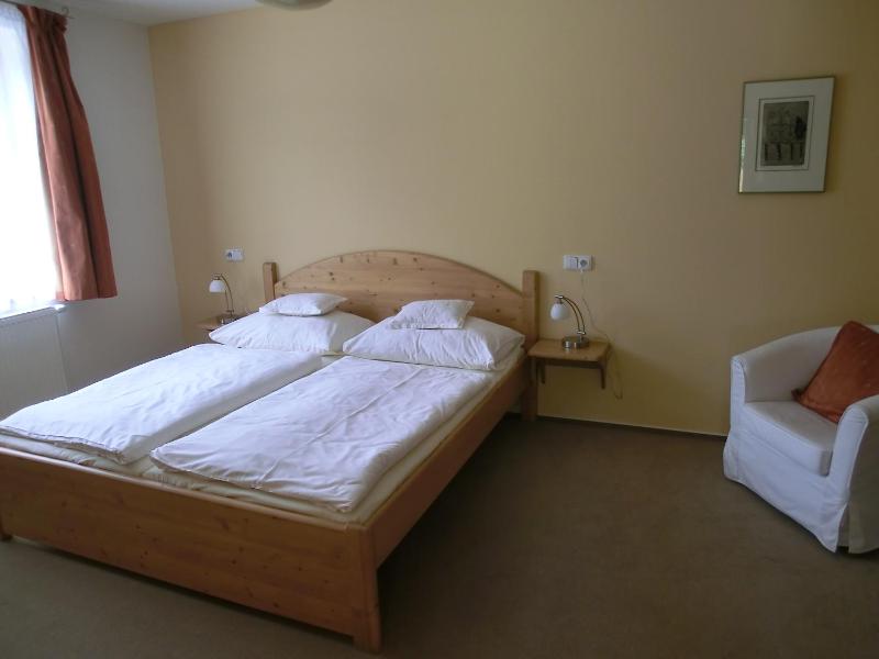 Double Room image 2