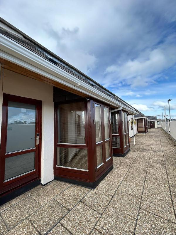 Gogartys Temple Bar Apartments - image 13