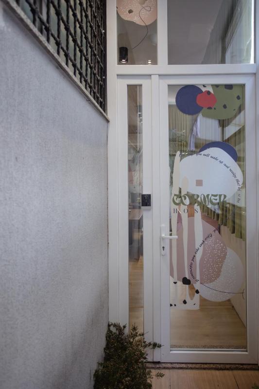 Corner Hostel - image 8