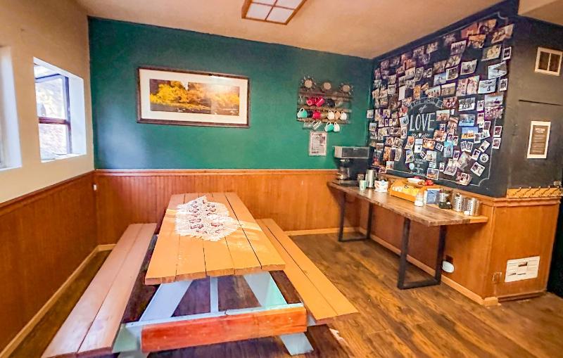 ITH Big Bear Lake Hostel & Retreat Center - image 18