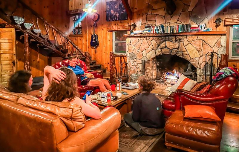 ITH Big Bear Lake Hostel & Retreat Center - image 28