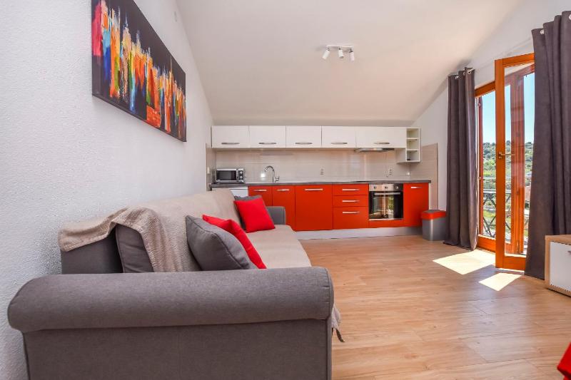 Apartments Mareni - image 19