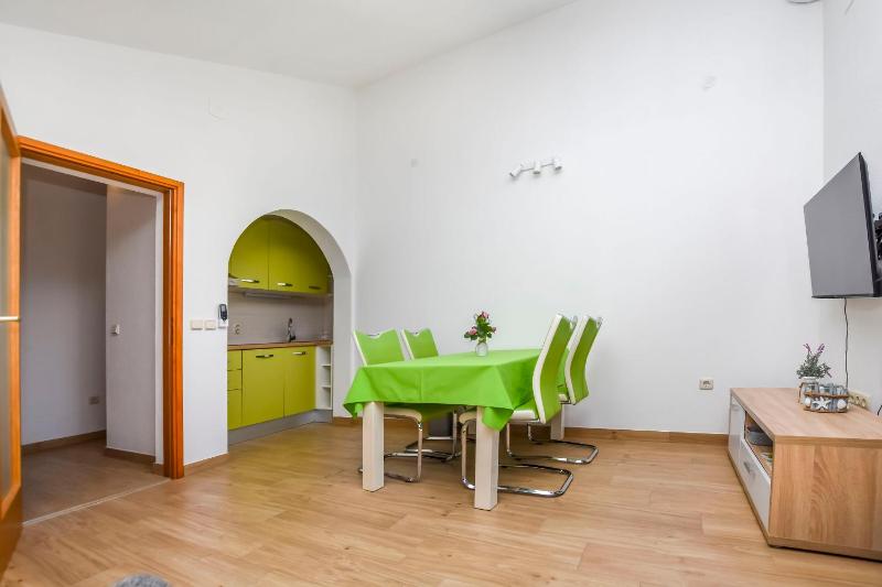 Apartments Mareni - image 37
