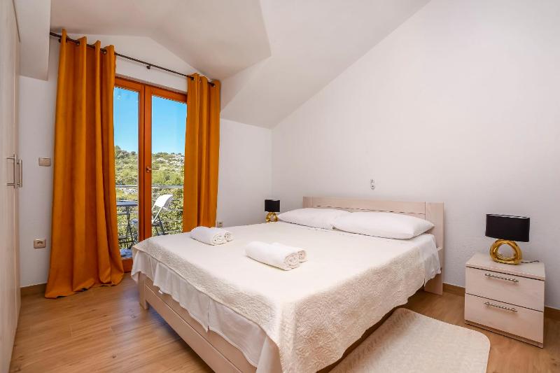 Apartments Mareni - image 38