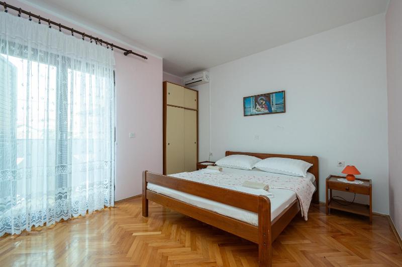 Double Room with Balcony image 1