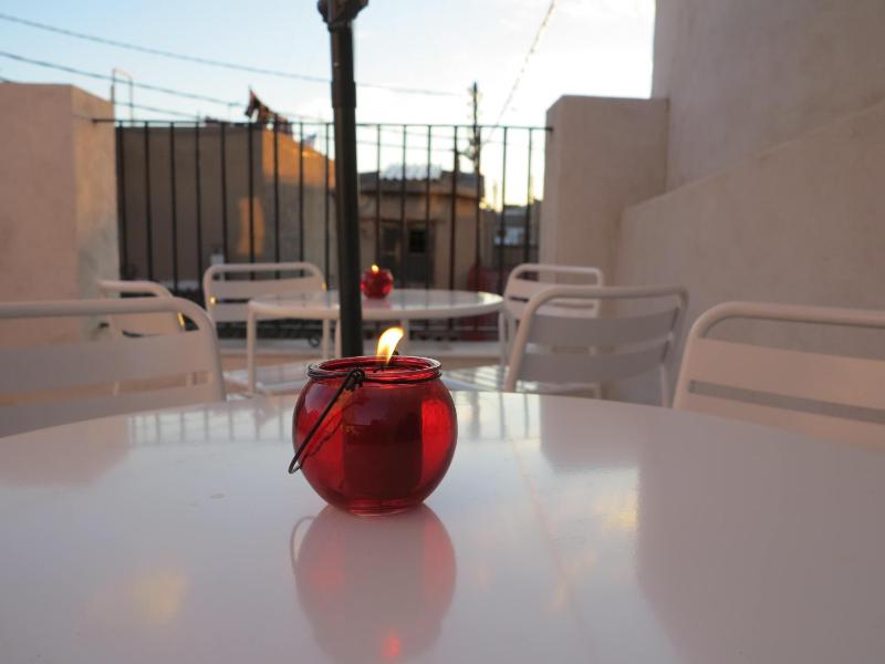 Hulot B&B Valencia - image 13